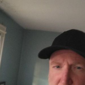 Meet your Posher, Lawrence